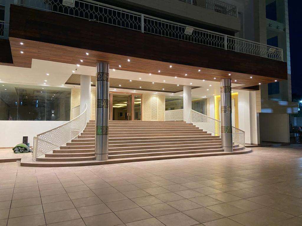 Acco Grand Hotel Lucknow Exterior foto