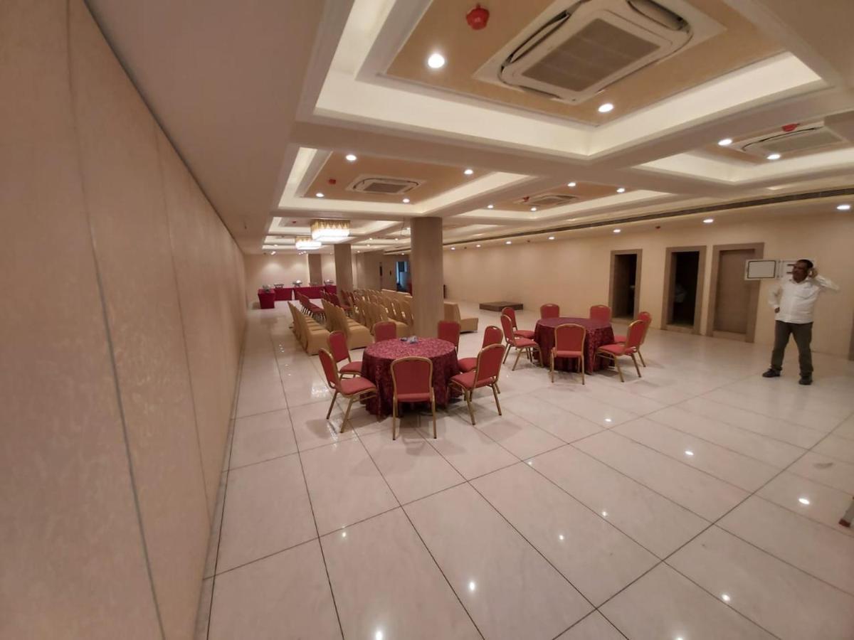 Acco Grand Hotel Lucknow Exterior foto